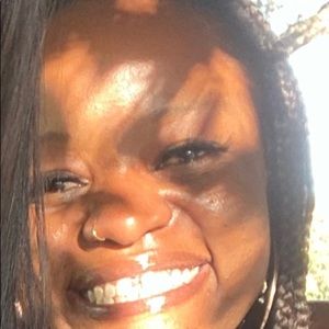 Meet your Posher, Sarina